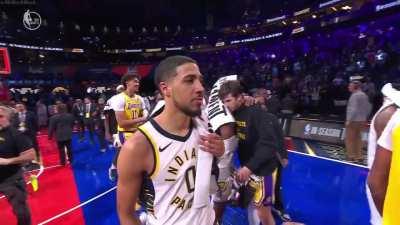 [Highlight] The Final moments of the first In-Season Tournament Finals between the Pacers and the Lakers, with the reactions afterward. The Lakers win their first trophy of the season.