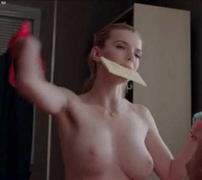 Betty Gilpin