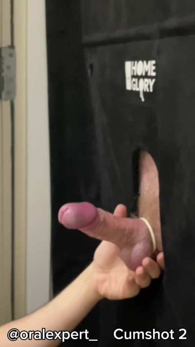 [m] Anon Gloryhole visitor cum 4 times 💦