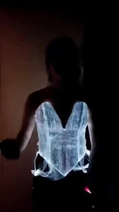 Making a fibre optics dress