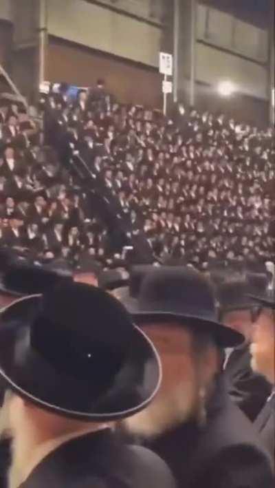 Dancing Rabbis Gone Wild