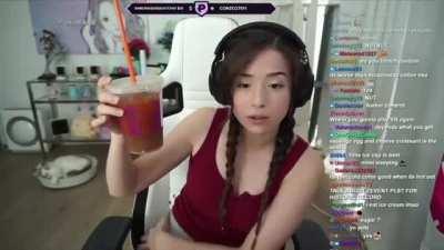 poki showing how thicc she is