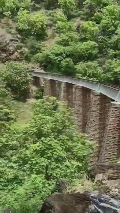 Couple Jumps From Rail Bridge Into 90-Feet Gorge As Train Arrives During Photo Shoot