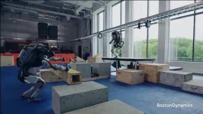 Robots doing Parkour