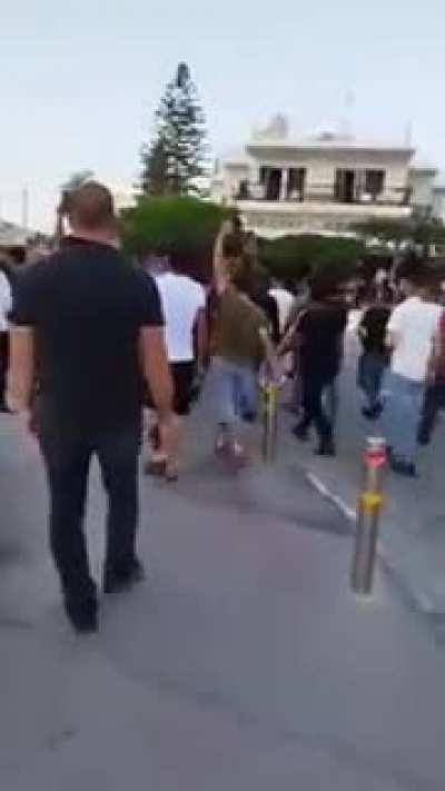 Video posted by Paphos' mayor: Young Muslims protest against the burning of the Qur'an in Sweden in Paphos' tourist area