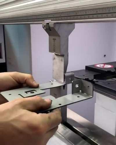 Shaping a metal bracket