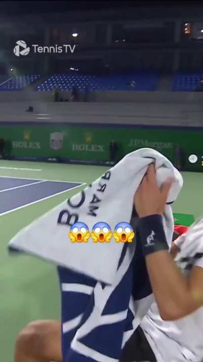 Frances Tiafoe loses it (literally and figuratively)