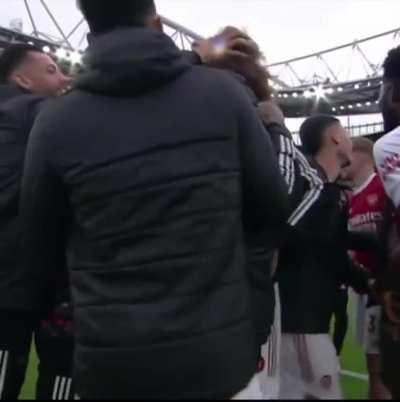 David Luiz checking his hair for Gabriels tooth.