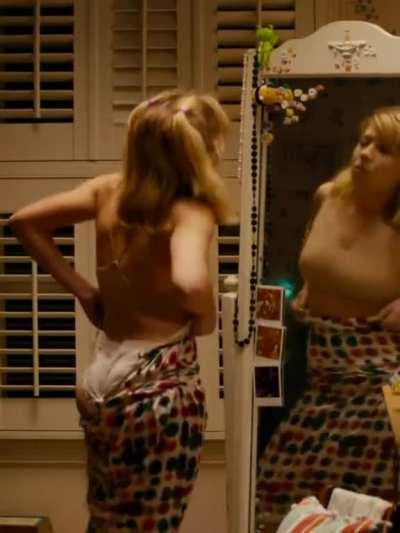 Jennette McCurdy : Between