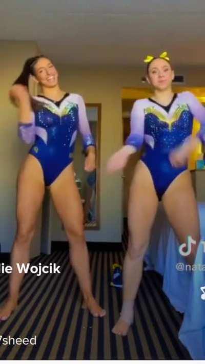 Michigan gymnastics Duo: Natalie Wojcik & Nicoletta Koulos 💙💛 🤸‍♀️