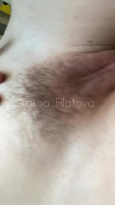 Just showing my pussy close up [f]