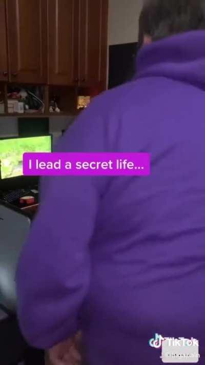 This dude’s secret life