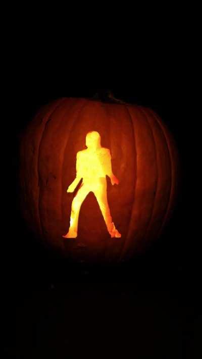 Re-making Thriller with 80 pumpkin carvings