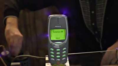 YouTuber kreosan shows what happens if you charge NOKIA 3310 with one million volts