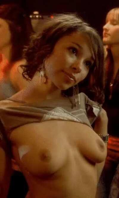 Jessica Parker Kennedy