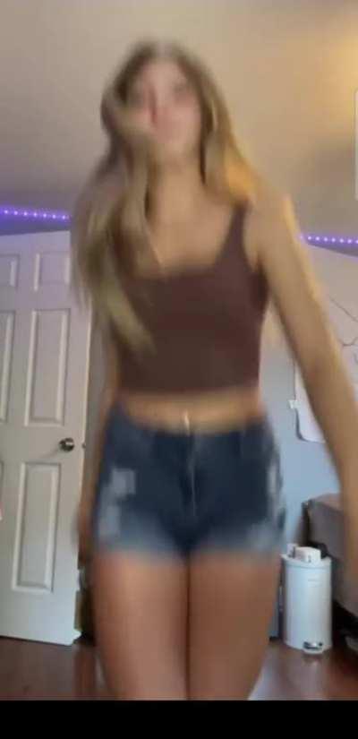 Tiktok tay