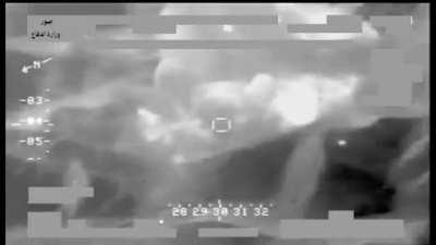  Air strike ( Iraq air force F-16) on isis qruops was cover in Hamrin Mountains (2014 June) 