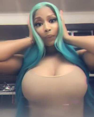 Fuuuck I love how Nicki is touching her huge boobs, they're incredible! I bet a lot of guys get into her after seeing this clip 🙏