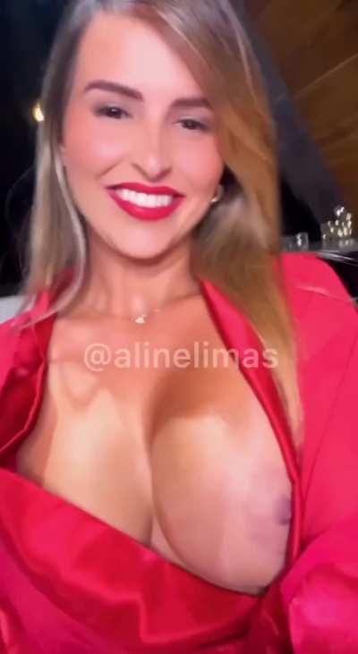 Aline Limas