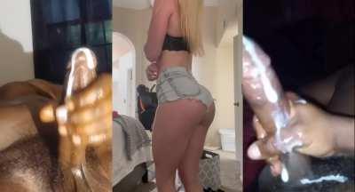 making everyone cum with that ass