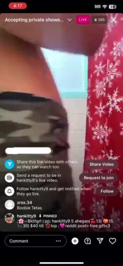 Kittys play brush burn scratching bruised purple & black pussy with a dildo very quickly bc she knows the Instagram LIVE police🤦‍♂️🚔👮 are tired of her Ostrich pussy🦃& on their way to ban her☹️