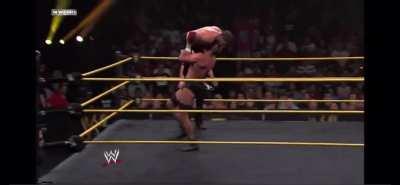 Cesaro denying Sami Zayn the Tornado DDT catches him with a Swiss Death • NXT (08.21.2013)