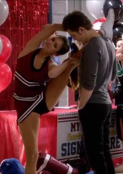 Nina Dobrev stretching plot (Vampire Diaries)