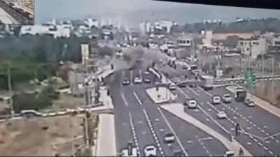 the moment an Iron Dome interceptor missile malfunctioned and hit a highway in Israel today, critically injuring at least one person inside his car (according to IDF) 