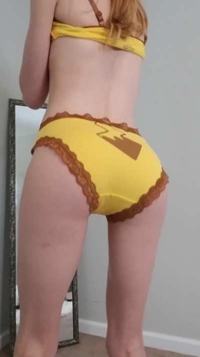 Some nerdy fullback panties 