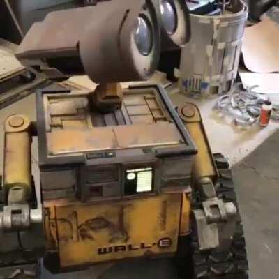 Someone finally built a real life Wall-E.