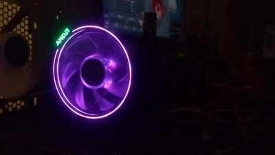 I synchronized the frequency of Wraith Prism LEDs to the RPM so it looks like it's not turning.