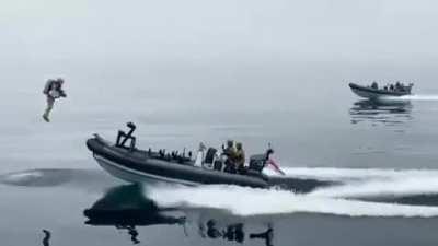 Some unseen footage from exercise with Royal Marines, Royal Navy, Team Tamar. Proving Gravity Industries have the crazy manoeuvrability and control to land on a bouncing rib at 15knots, backwards.