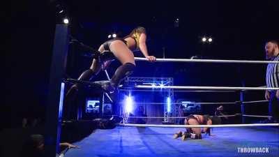 Kylie Rae taken by surprise as Jada Keys crotches her on the turnbuckle