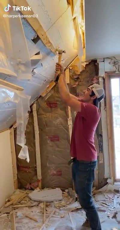 WCGW doing pull-ups with a hammer