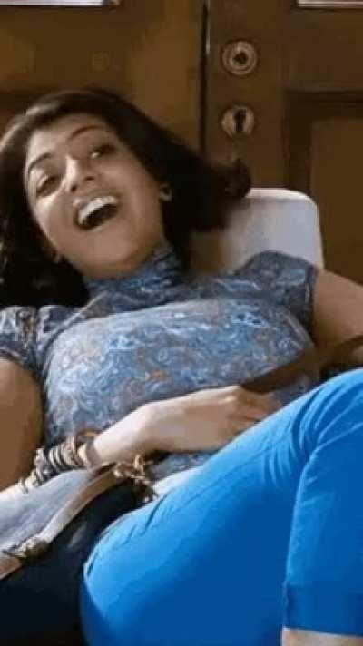 Kajal Aggarwal busting herself