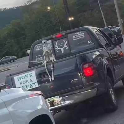 Halloween Decorated Truck Has a Funny Surprise