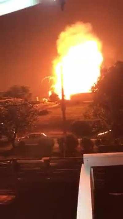 Brazil, Today, June 30, 2021, Gas Station goes boom