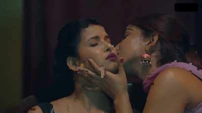 Aayushi Jaiswal , Ridhima Tiwari ( Natasha Rajeshwari ) HOT Boobs Kissing Sex Scene In Walkman Ep 02 -2 Ullu