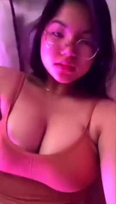 r/Asianbigtits Lounge