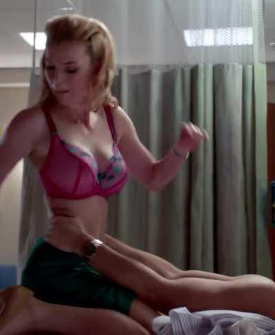 Betty Gilpin