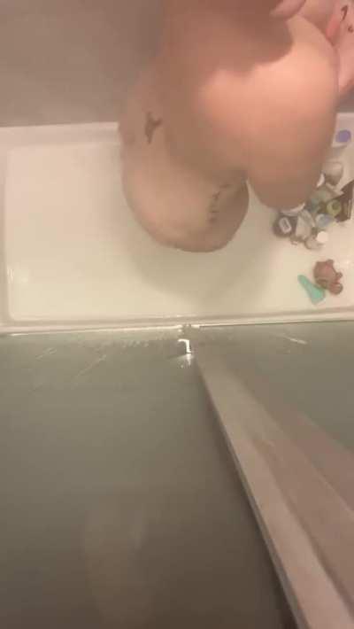 Shower ass clapping