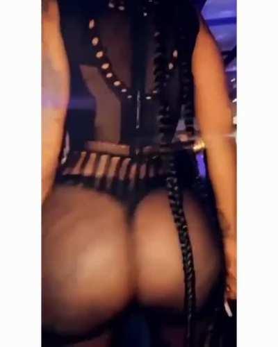 🍑🔥🔥