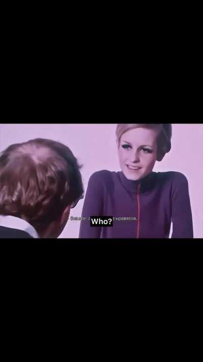 Woody Allen interviewing supermodel Twiggy in the 60’s and trying to belittle her