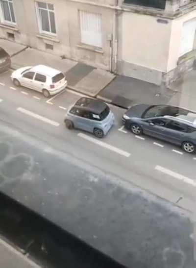 To park a tiny car