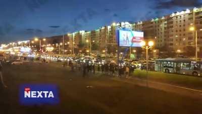 Massive car parades and traffic jams as means of protest to which riot police has no answer