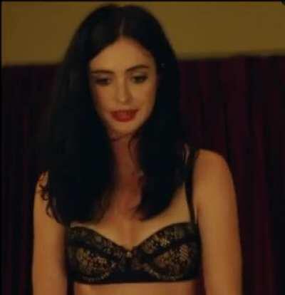 Krysten Ritter