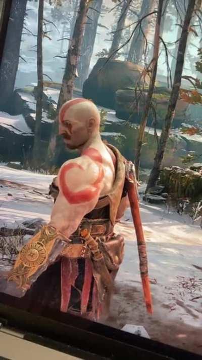 and this is Kratos without beard looks like! (no mod! my macbook just don't like beard!)