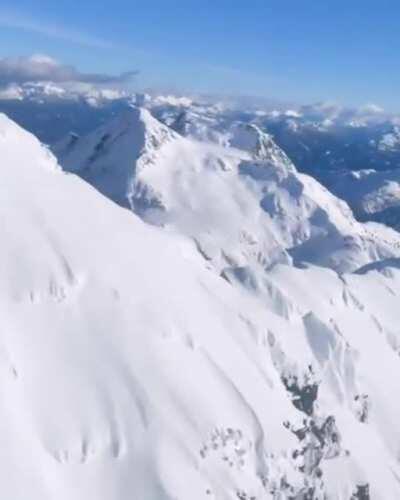 🔥 Mother Nature is always in control: Mountains in Canada