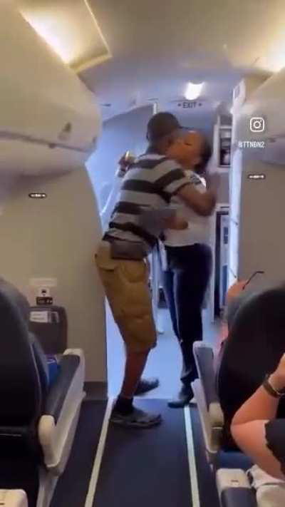 Dad surprised by his pilot daughter