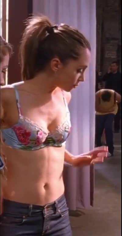 Eliza Dushku